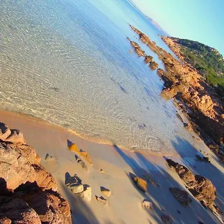 Punta Est Bilocale Giardino Vista Mare شقة *