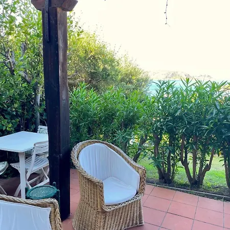 Punta Est Bilocale Giardino Vista Mare كابو كودا كافالو